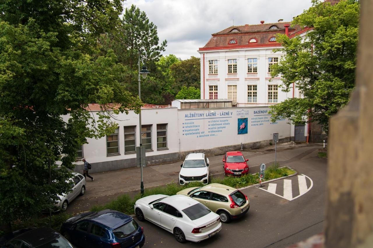 Top Class Apartments In Carlsbad Bulharska Street Карлови Вари Екстериор снимка