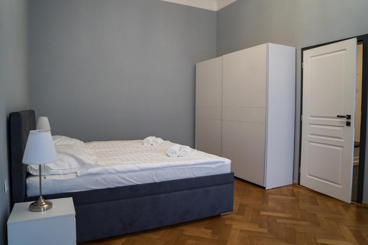 Top Class Apartments In Carlsbad Bulharska Street Карлови Вари Екстериор снимка