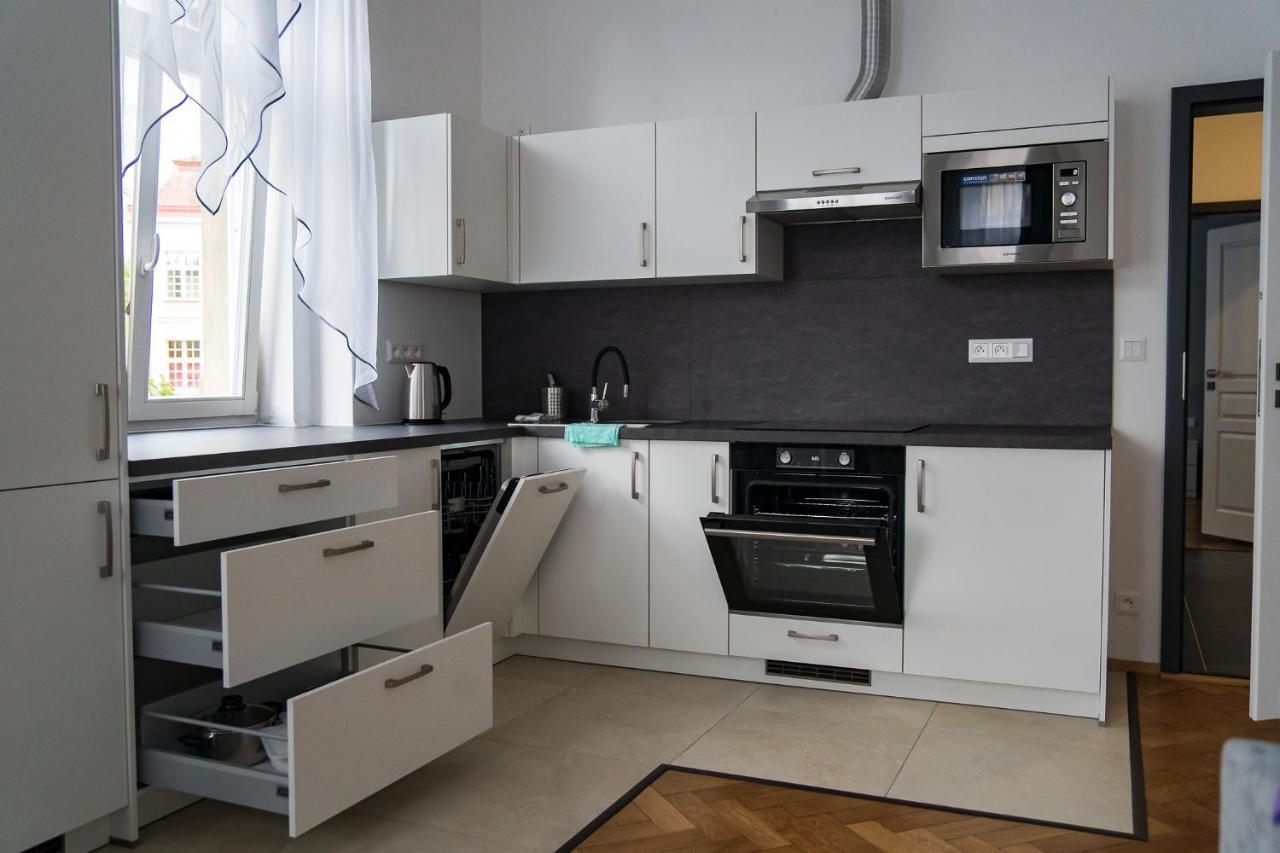 Top Class Apartments In Carlsbad Bulharska Street Карлови Вари Екстериор снимка